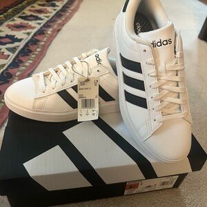 Adidas Grand Court 2.0 Sneakers *NWT*